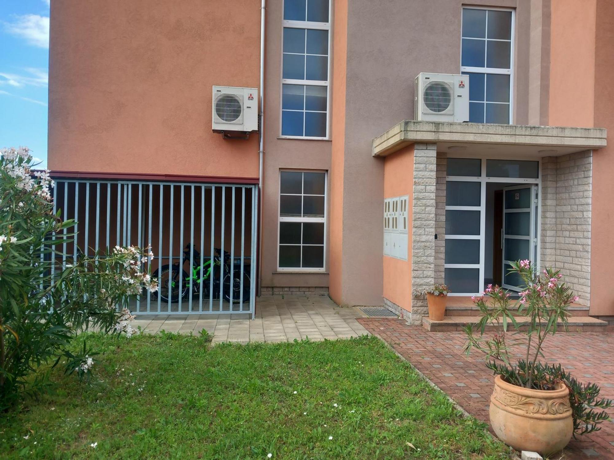 Bed & Breakfast Grgic Novigrad Istria Kültér fotó