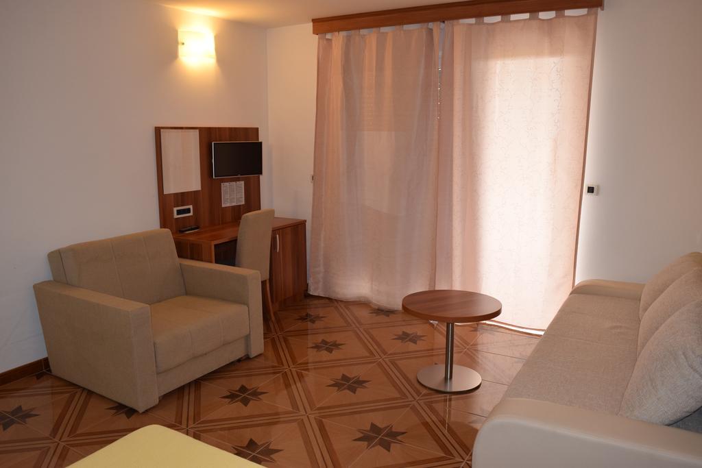 Bed & Breakfast Grgic Novigrad Istria Kültér fotó