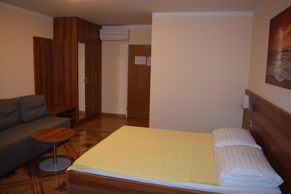 Bed & Breakfast Grgic Novigrad Istria Kültér fotó