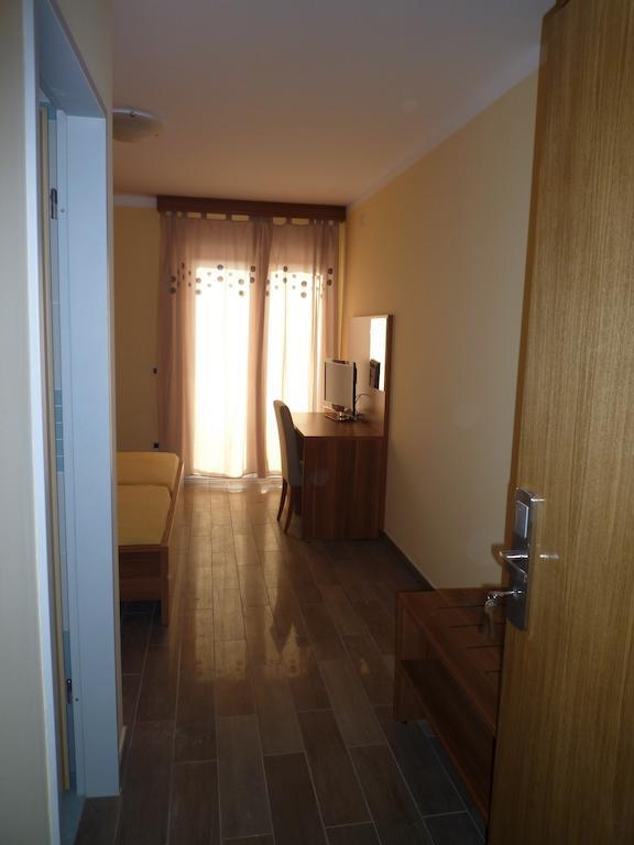 Bed & Breakfast Grgic Novigrad Istria Szoba fotó
