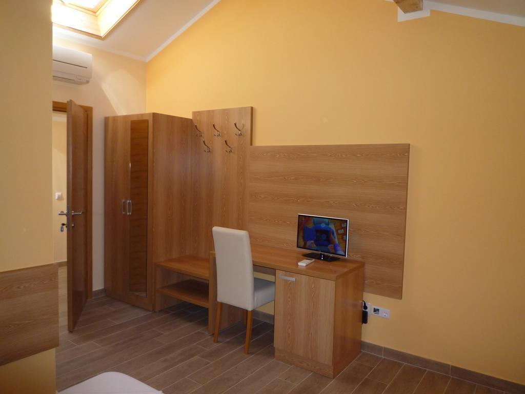 Bed & Breakfast Grgic Novigrad Istria Kültér fotó